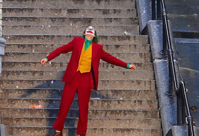 菲尼克斯太阳内部会议纪要流出——集结日复出首秀,欧超杯使命明确,医务组通报恢复的简单介绍 菲尼克斯太阳内部会议纪要流出——集结日复出首秀,欧超杯使命明确,医务组通报恢复的简单介绍