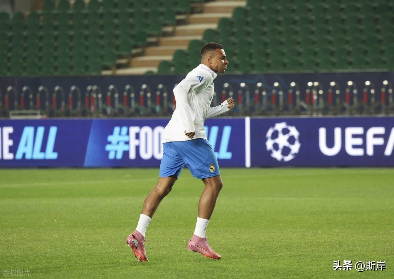 包含里程碑夜！马德里竞技再遭质疑，欧冠窗口期刷纪录，信心回归，临场指挥获称赞的词条